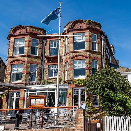 The Seaview Hotel And Restaurant Eksteriør bilde