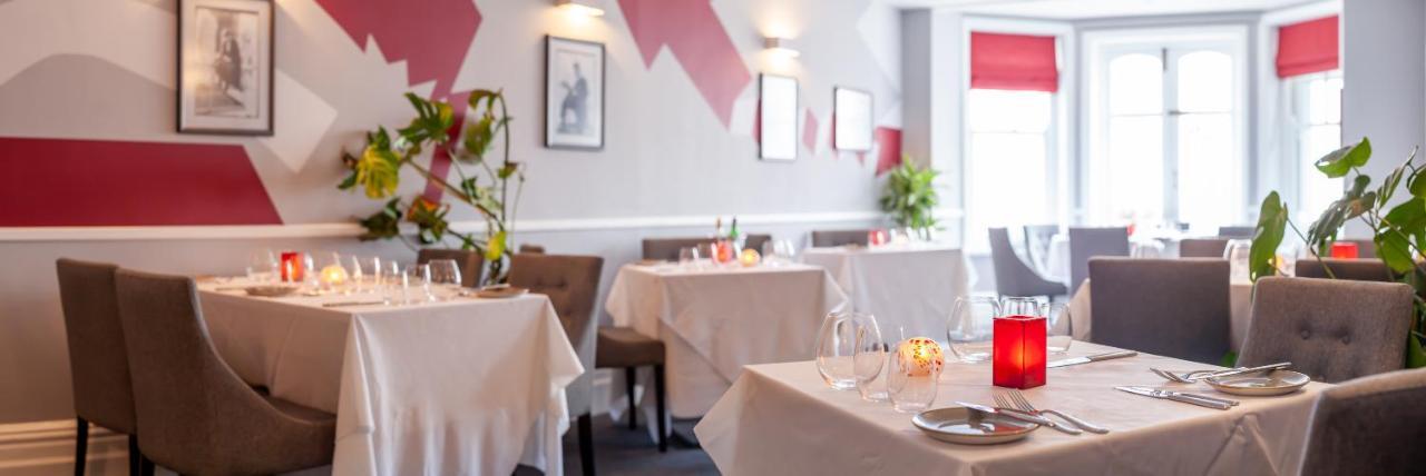 The Seaview Hotel And Restaurant Eksteriør bilde