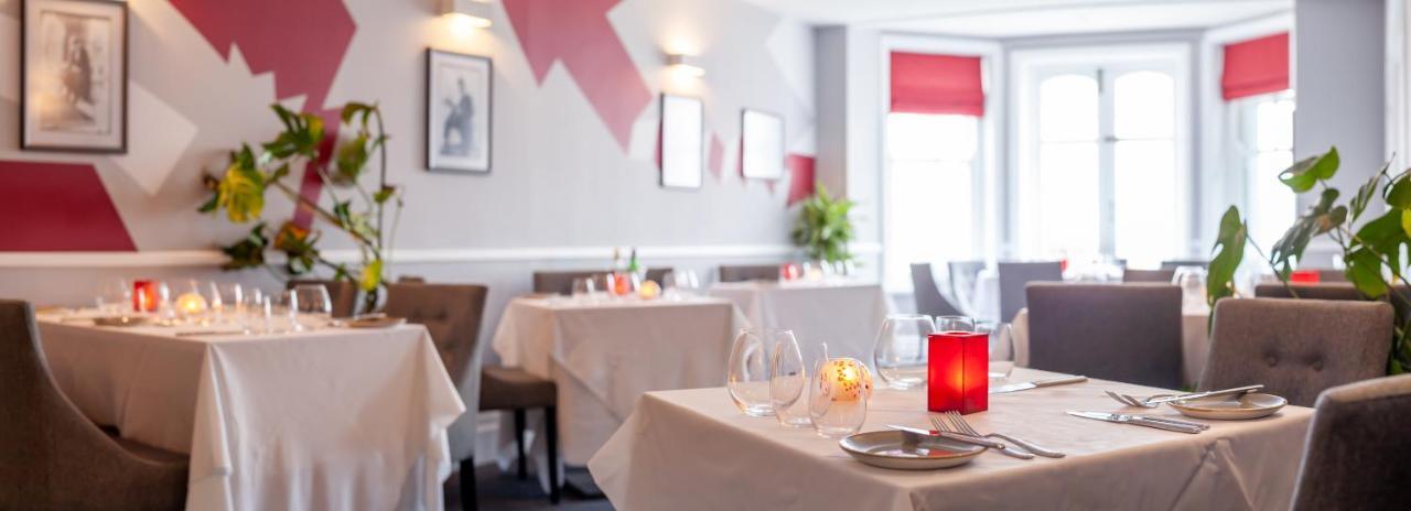 The Seaview Hotel And Restaurant Eksteriør bilde