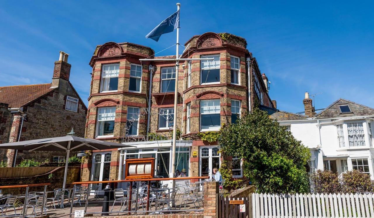 The Seaview Hotel And Restaurant Eksteriør bilde